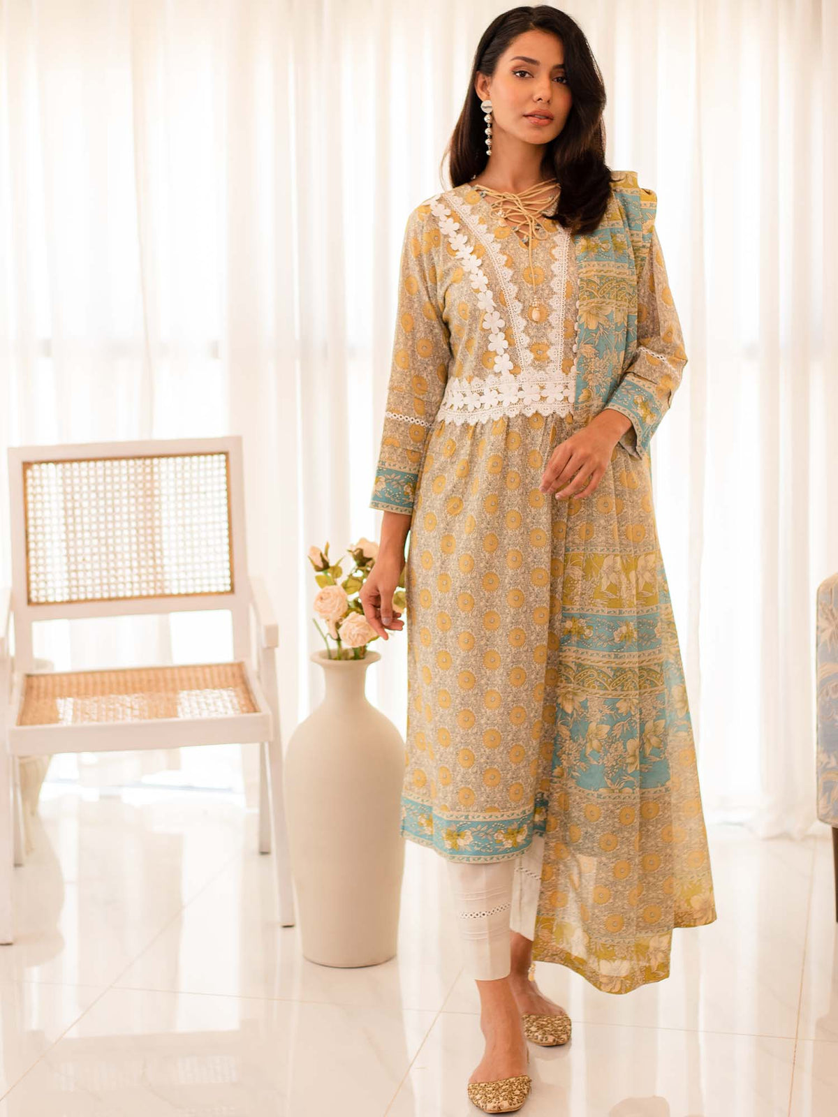 Tarash-e-Gull (Luxury Dress) Fabrics 3 Piece 06