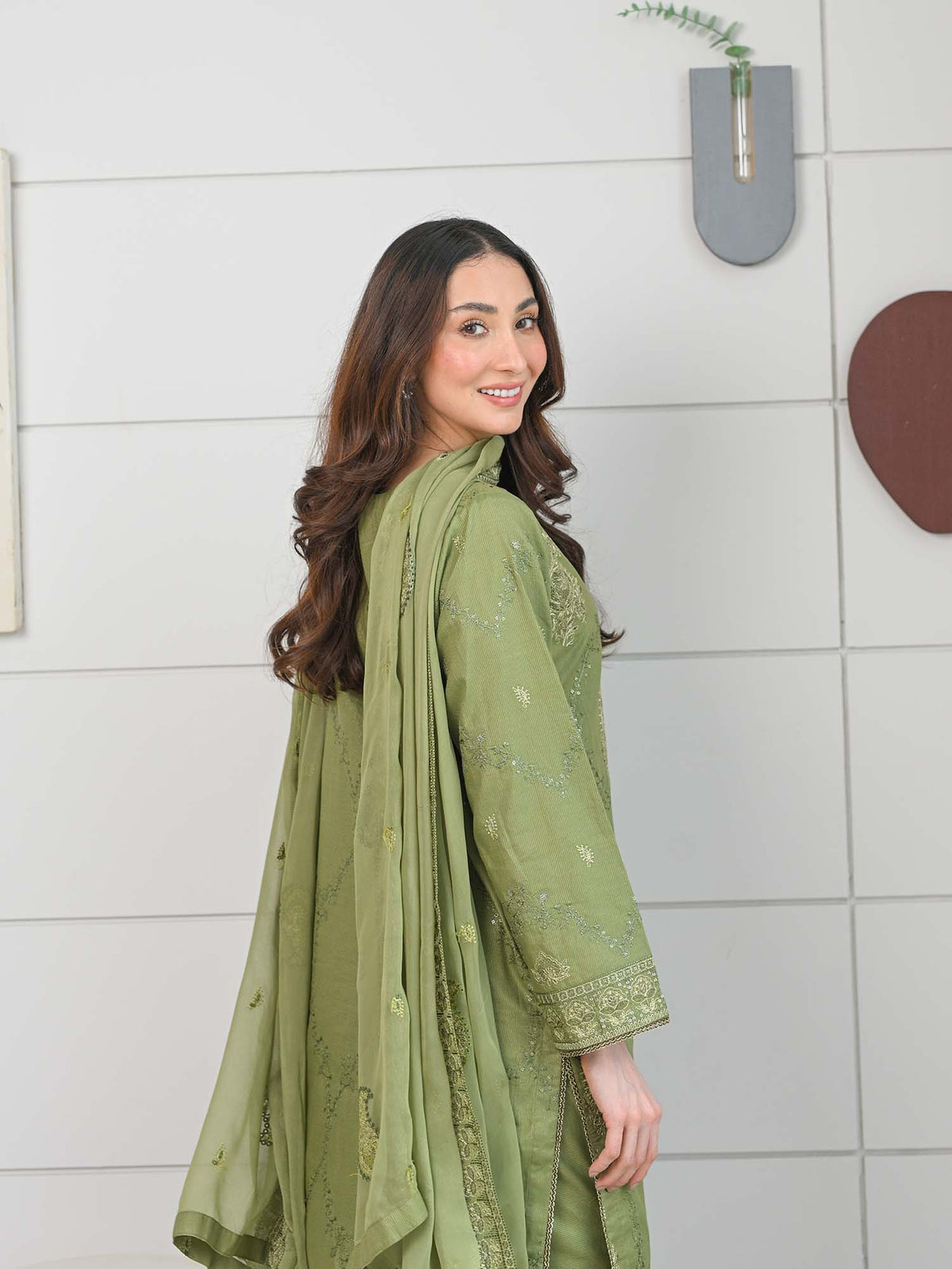 D-04 Masuri Embroidered Suit - Medium Green