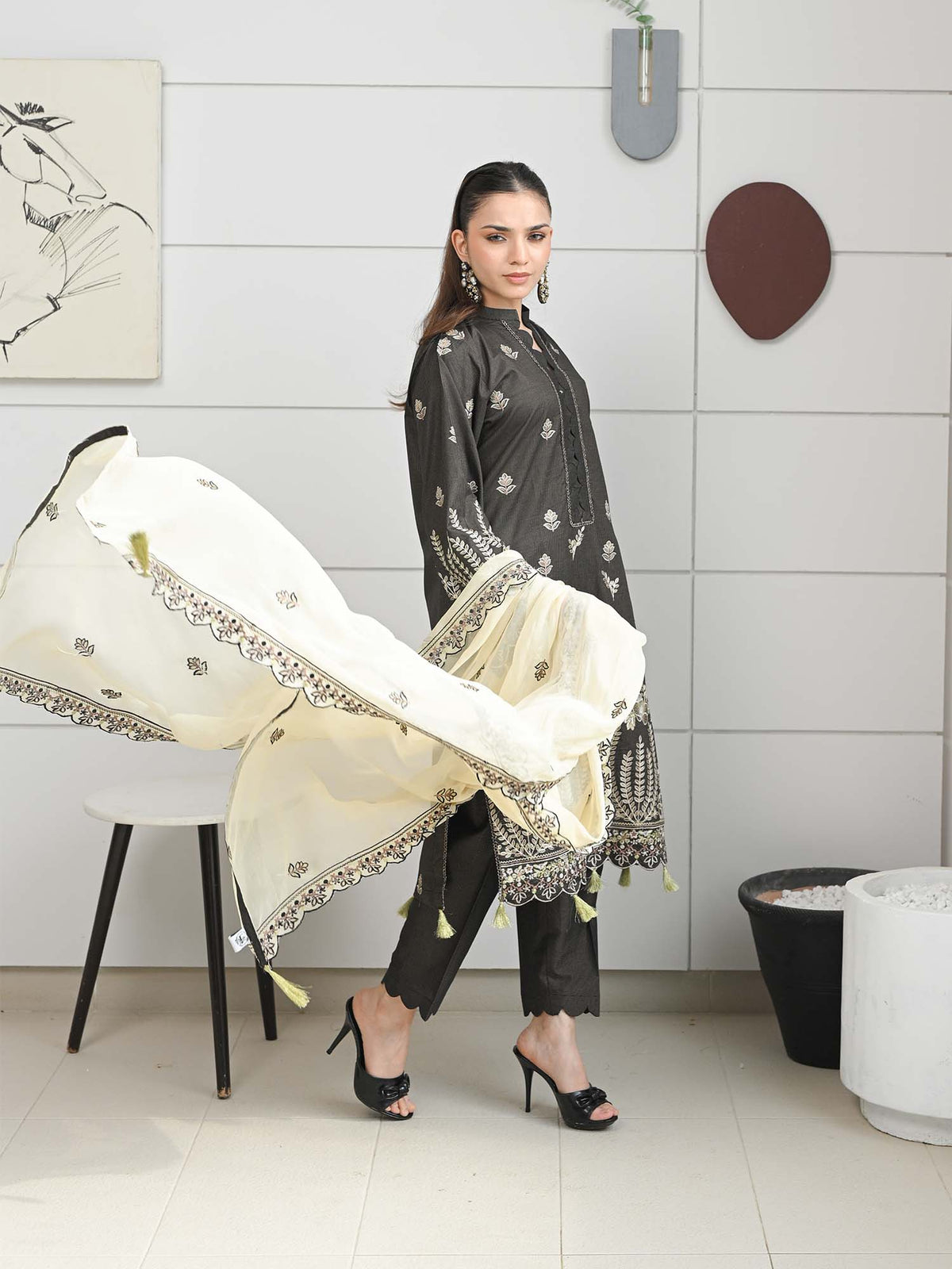 D-08 Masuri Embroidered Suit - Black